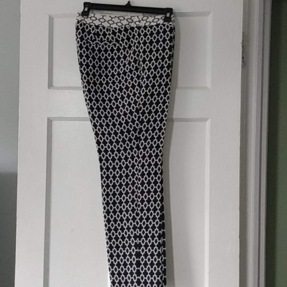 Worthington Black/White patterned pants, nwot